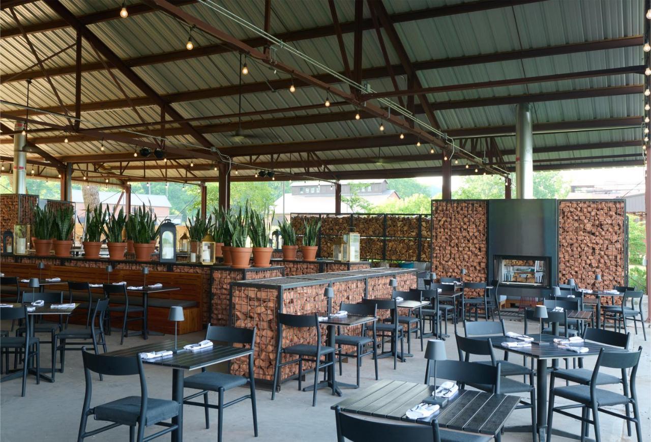 Hutton Brickyards Riverfront Hotel & Venue Kingston Eksteriør billede