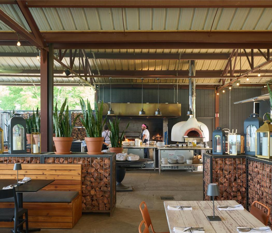 Hutton Brickyards Riverfront Hotel & Venue Kingston Eksteriør billede